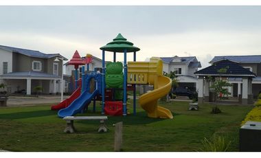 PLAYA DORADA / RESIDENCIAL PLAYAMAR / 204M / 3 HABITACION / TERRAZA