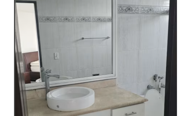 ALQUILER DE APARTAMENTO DE 227M EN BELLA VISTA PH ROCAMAR LINEA BLANCA