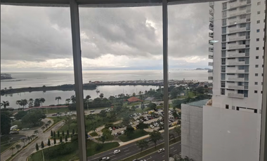 ALQUILER DE APARTAMENTO DE 227M EN BELLA VISTA PH ROCAMAR LINEA BLANCA