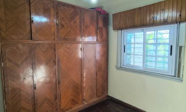 Departamento Tipo Casa en venta en Wilde Oeste