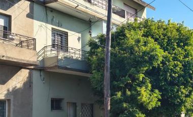 Departamento Tipo Casa en venta en Wilde Oeste