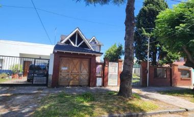 Chalet en venta en Banfield Este