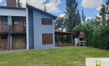 Alquiler temporario dúplex para 6 con pileta, Mina Clavero 00303