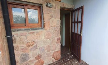 Alquiler temporario dúplex para 6 con pileta, Mina Clavero 00303