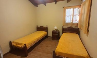 Alquiler temporario dúplex para 6 con pileta, Mina Clavero 00303