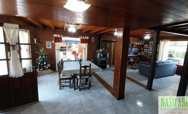 Hermoso y sólido chalet en venta en Sierra de los Padres.