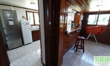 Hermoso y sólido chalet en venta en Sierra de los Padres.