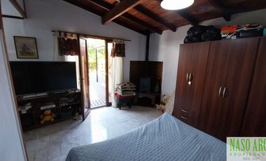 Hermoso y sólido chalet en venta en Sierra de los Padres.