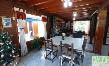 Hermoso y sólido chalet en venta en Sierra de los Padres.