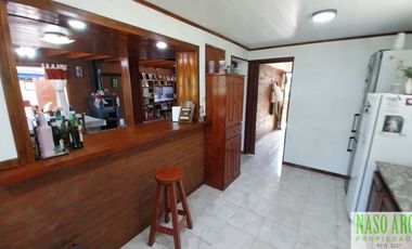 Hermoso y sólido chalet en venta en Sierra de los Padres.