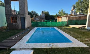Alquiler temporario Dúplex para 4 personas con pileta en Panaholma 00323