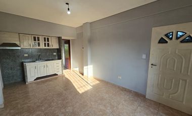 ALQUILER DE DEPARTAMENTO 2 AMBIENTES - CENTRICO - A 3 CUADRAS DEESTACIÓNEL JAGÜEL - SIN EXPENSAS