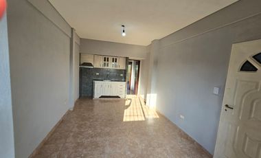 ALQUILER DE DEPARTAMENTO 2 AMBIENTES - CENTRICO - A 3 CUADRAS DEESTACIÓNEL JAGÜEL - SIN EXPENSAS