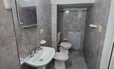 ALQUILER DE DEPARTAMENTO 2 AMBIENTES EN PLANTA BAJA - LUIS GUILLON