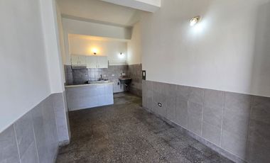 ALQUILER DE DEPARTAMENTO 2 AMBIENTES EN PLANTA BAJA - LUIS GUILLON