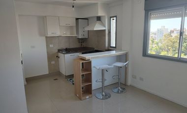 ALQUILER, DTO 1 AMB, CASEROS CENTRO