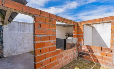 VENTA CASA 3 AMBIENTES EXCELENTE ESTADO ETCHEPARE