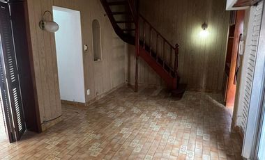 PH en venta en Lanús