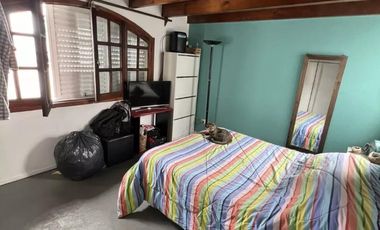 PH en venta en Lanús