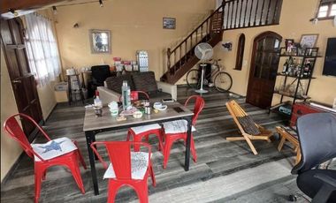 PH en venta en Lanús