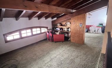 PH en venta en Lanús