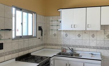 PH de tres ambientes con quincho y terraza en Venta en Wilde Apto Credito