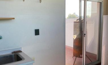 PH de tres ambientes con quincho y terraza en Venta en Wilde Apto Credito