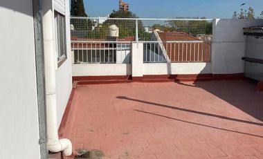 PH de tres ambientes con quincho y terraza en Venta en Wilde Apto Credito
