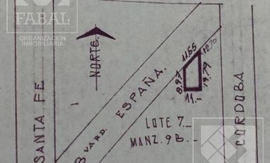 Casa venta Centro, ideal oficinas, con 3 dormitorios, 3 baños, cochera y patio