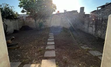 VENTA - OPORTUNIDAD - CASA ALTA CORDOBA - PATIO , 4 DORMITORIOS