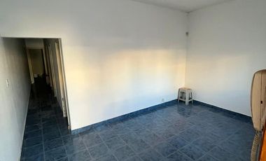 VENTA - OPORTUNIDAD - CASA ALTA CORDOBA - PATIO , 4 DORMITORIOS