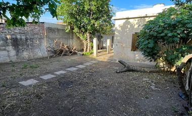 VENTA - OPORTUNIDAD - CASA ALTA CORDOBA - PATIO , 4 DORMITORIOS