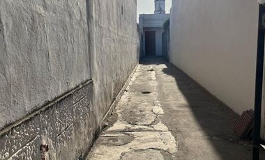 VENTA - OPORTUNIDAD - CASA ALTA CORDOBA - PATIO , 4 DORMITORIOS