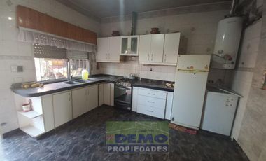 Casa - Malvinas Argentinas