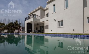 Venta de casa en el Club de Campo La Candida