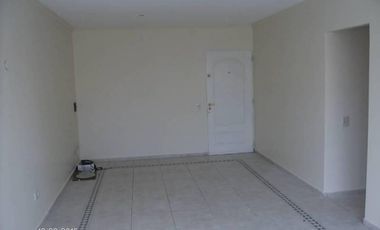 AMPLIO DEPTO 1 DORM PLENO CENTRO CALLE BUENOS AIRES A METROS DE AV. ARG.