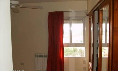 AMPLIO DEPTO 1 DORM PLENO CENTRO CALLE BUENOS AIRES A METROS DE AV. ARG.