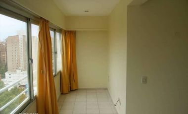 AMPLIO DEPTO 1 DORM PLENO CENTRO CALLE BUENOS AIRES A METROS DE AV. ARG.