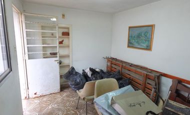 Chalet en Turdera con 3 dormitorios y oficina - APTO CRÉDITO