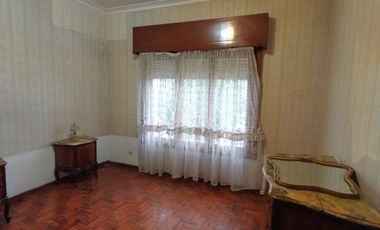 Chalet en Turdera con 3 dormitorios y oficina - APTO CRÉDITO