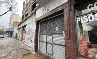 Casa, local comercial y galpon a la Venta en Wilde. Ideal Inversor Emprendimiento