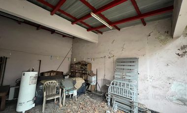 Casa, local comercial y galpon a la Venta en Wilde. Ideal Inversor Emprendimiento