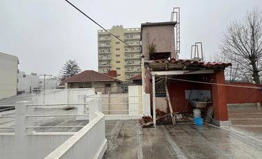 Casa, local comercial y galpon a la Venta en Wilde. Ideal Inversor Emprendimiento