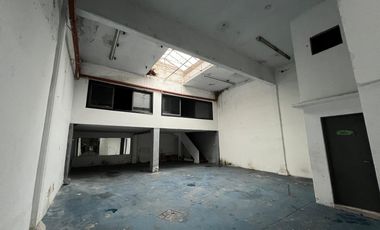 Casa, local comercial y galpon a la Venta en Wilde. Ideal Inversor Emprendimiento