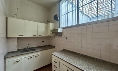 LOCAL EN ALQUILER MICROCENTRO