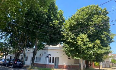 PH en HORARIO QUIROGA 3795 ESQUINA RAFAEL OBLIGADO