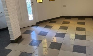 PH en HORARIO QUIROGA 3795 ESQUINA RAFAEL OBLIGADO