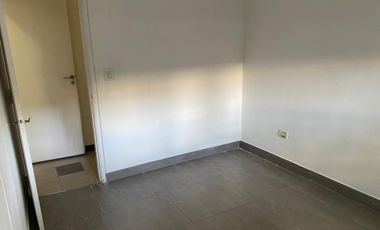 PH en HORARIO QUIROGA 3795 ESQUINA RAFAEL OBLIGADO