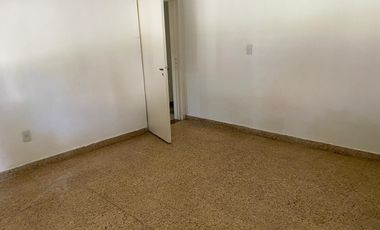 PH en HORARIO QUIROGA 3795 ESQUINA RAFAEL OBLIGADO