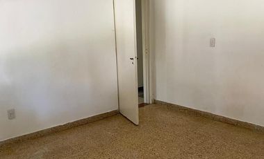 PH en HORARIO QUIROGA 3795 ESQUINA RAFAEL OBLIGADO